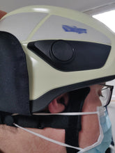 Lade das Bild in den Galerie-Viewer, Maskenhalter für den THW oder Feuerwehr Helm, Kinnriemenbreite bis 20mm, 1 Paar, Helm Clips THW, Maskenhalterung THW Schutzhelm