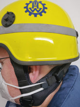 Lade das Bild in den Galerie-Viewer, Maskenhalter für den THW oder Feuerwehr Helm, Kinnriemenbreite bis 20mm, 1 Paar, Helm Clips THW, Maskenhalterung THW Schutzhelm